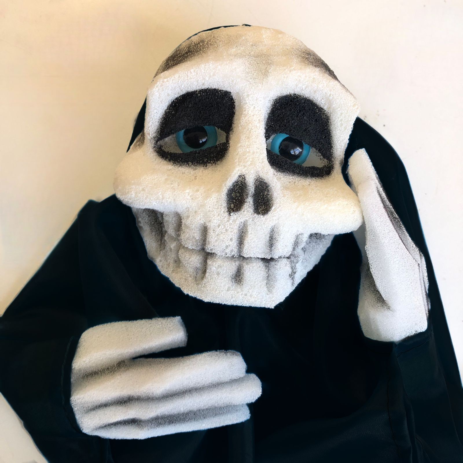 Gestural Skull Puppet 12cm