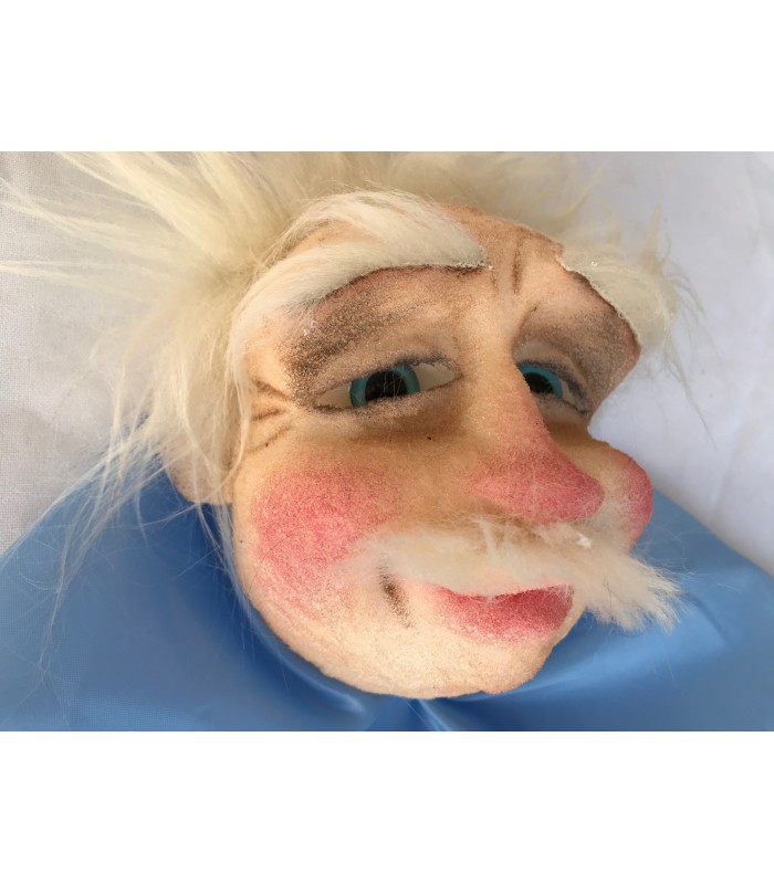 AVÔ MARIONETA GESTUAL