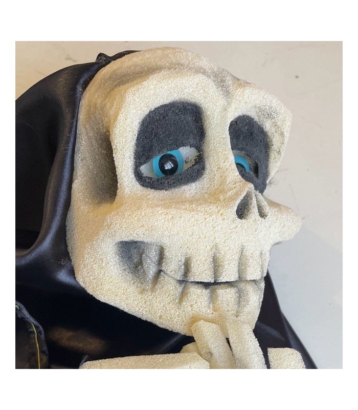 LARGE PUPPET SKULL PUPPET