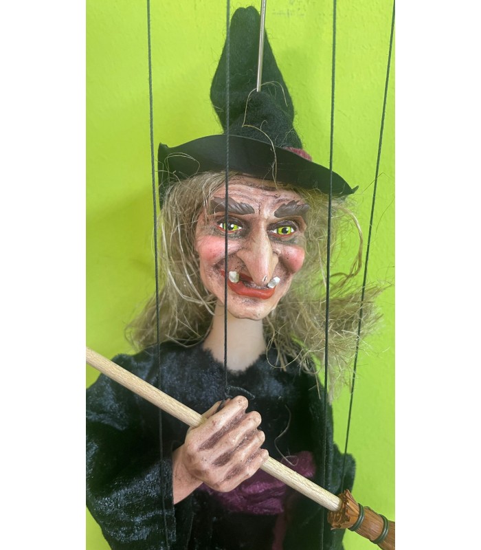 HALLOWEEN WITCH 30cm